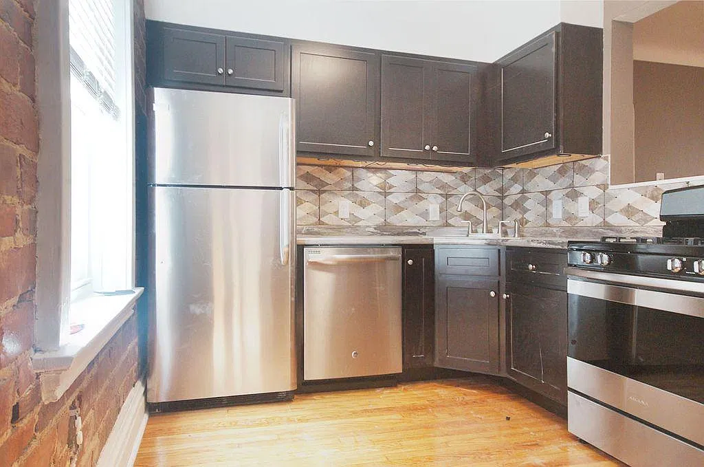 2 bed, 1200 sqft, $1,550 — Photo 4