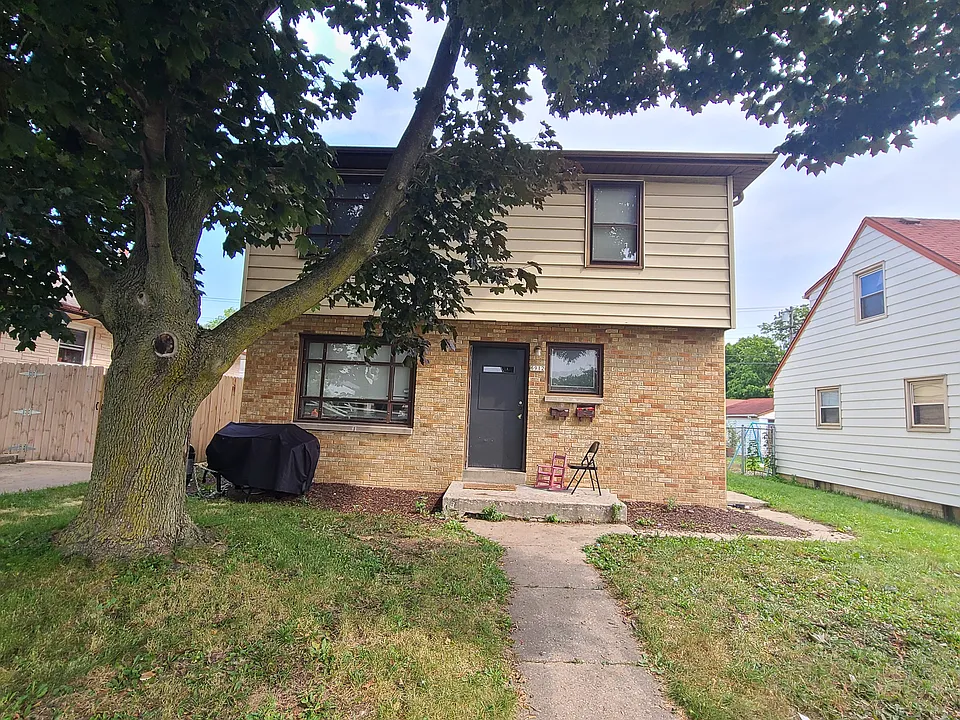 6912 W Silver Spring Dr