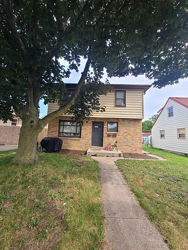 6912 W Silver Spring Dr Photo 1