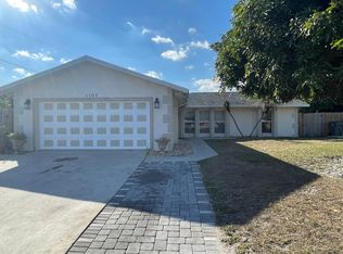 1107 Woodcrest Rd, West Palm Beach, FL 33417