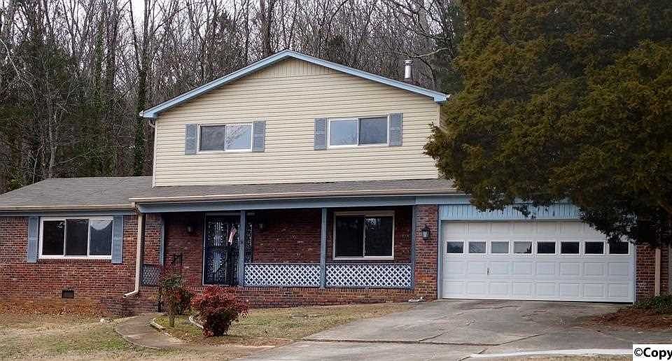 1st image of 610 Mountain Gap Dr SE