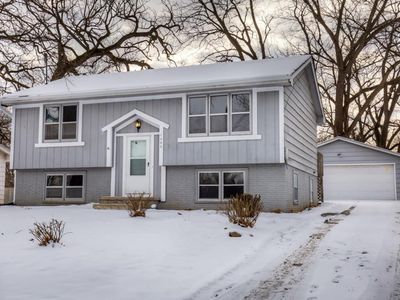 1535 E Glenwood Dr, Des Moines, IA, 50320