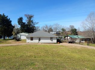 423 Saint Pauls Church Rd, Natchez, LA 71456
