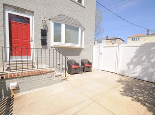 2839 Collis Pl, Bronx, NY 10465