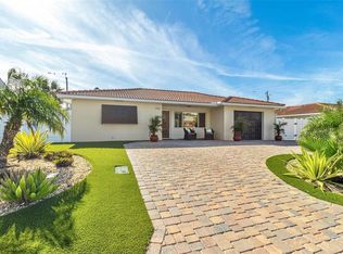 206 Lido Dr, Saint Pete Beach, FL 33706