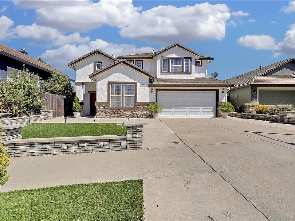 1st image of 233 Morgan Way