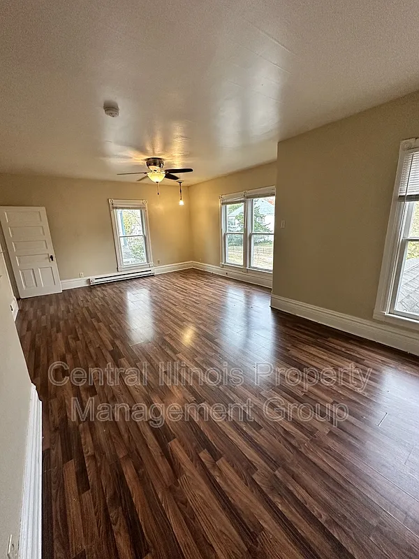 Studio, 1.0 bath, 600 sqft, $750 — Photo 2
