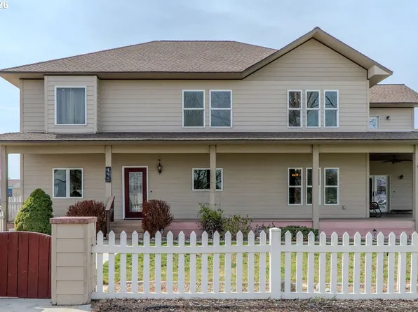 445 NE 7th St, Irrigon, OR 97844