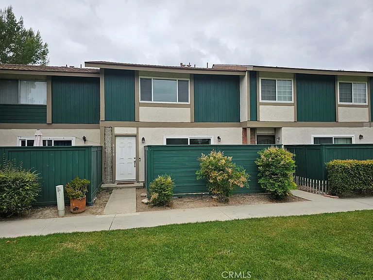 8119 Keith Grn — Photo 1