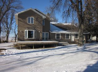 1708 130th St, Lake Park, IA 51347