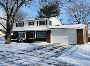 5273 Fairway Dr, Bay City, MI 48706