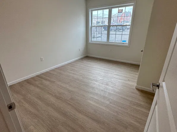 1269A Main St, Bridgeport, CT