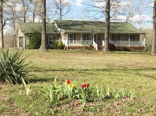 1300 County Road 581, Bakersfield, MO 65609