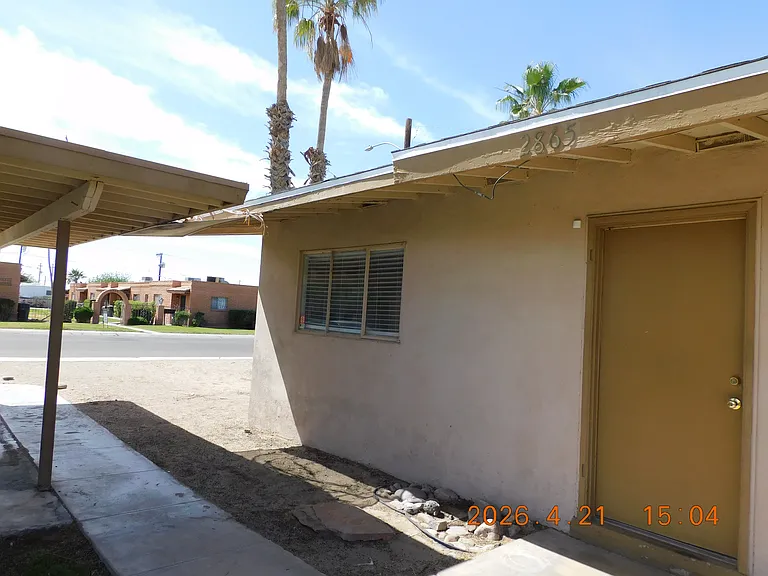2865 S 1st Ave — Photo 12