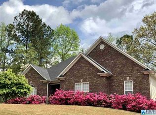 110 Crestview Cir, Trussville, AL 35173