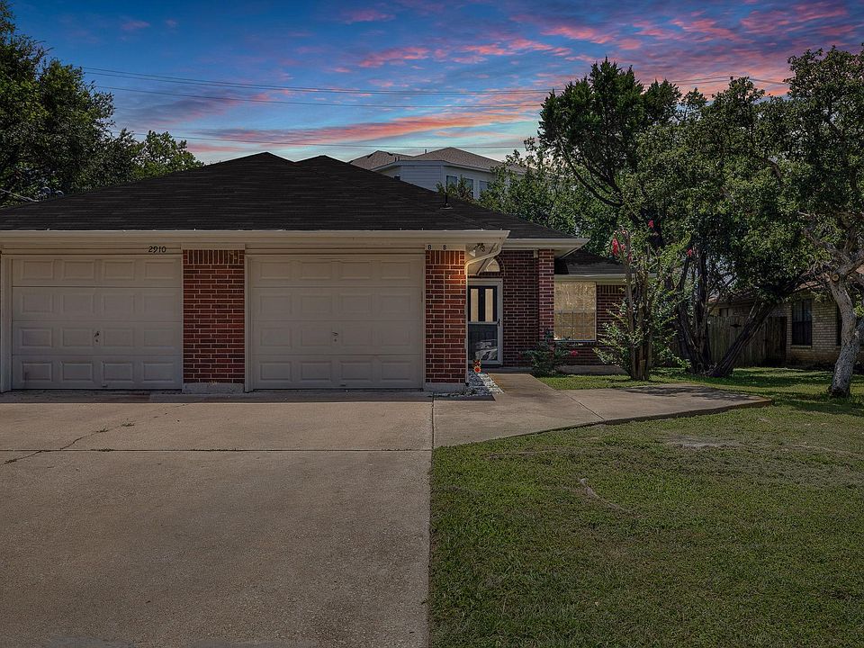 1st image of 2910 Whisper Oaks Ln