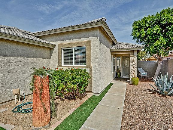 4th image of 13568 W Desert Ln