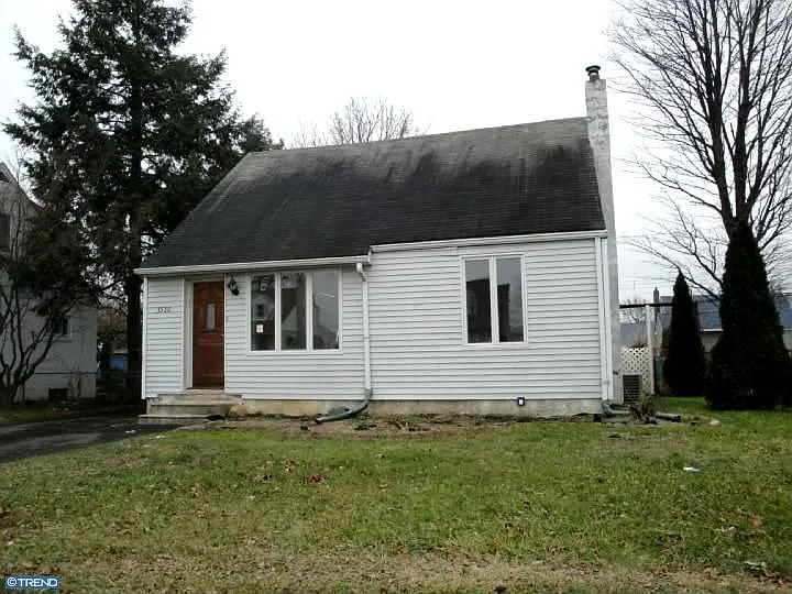 3520 Dixon Ave photo 1