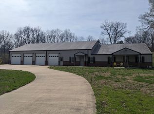 2905 Valley Creek Rd, Cape Girardeau, MO 63701