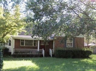 411 W Marion St, Mullins, SC 29574