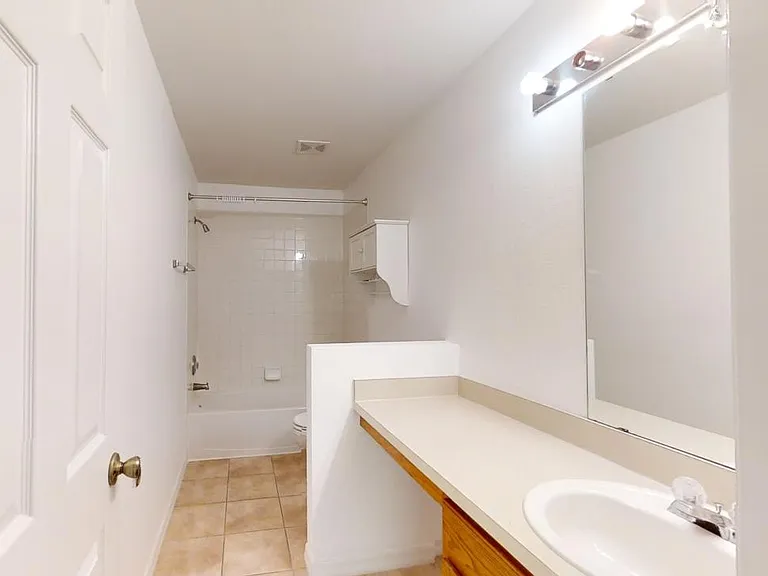 4121 Winding River Way — Photo 15