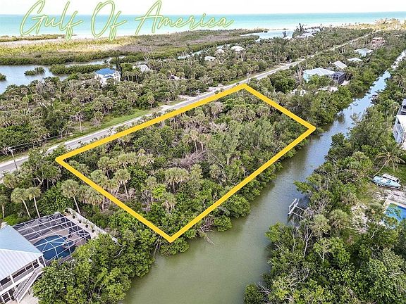 2nd image of 5706 Sanibel Captiva Rd