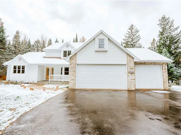 1350 Red Pine Dr, Eau Claire, WI 54701