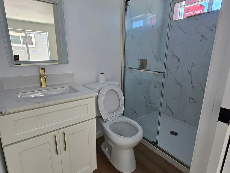 5534 Jefferson Ave — Photo 10