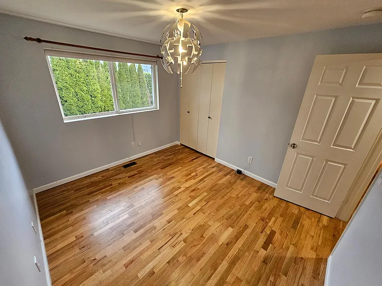 12151 SE 15th St — Photo 11