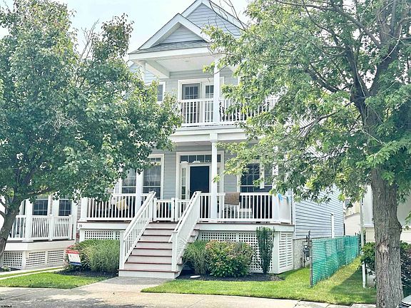 2nd image of 215 Asbury Ave #215
