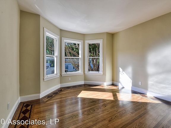 4th image of 1460 Golden Gate Ave APT 01