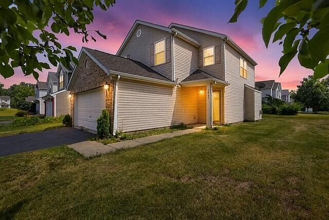 1st image of 3667 Parker Knoll Ln