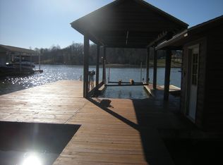 94 Royal Ct, Wirtz, VA 24184