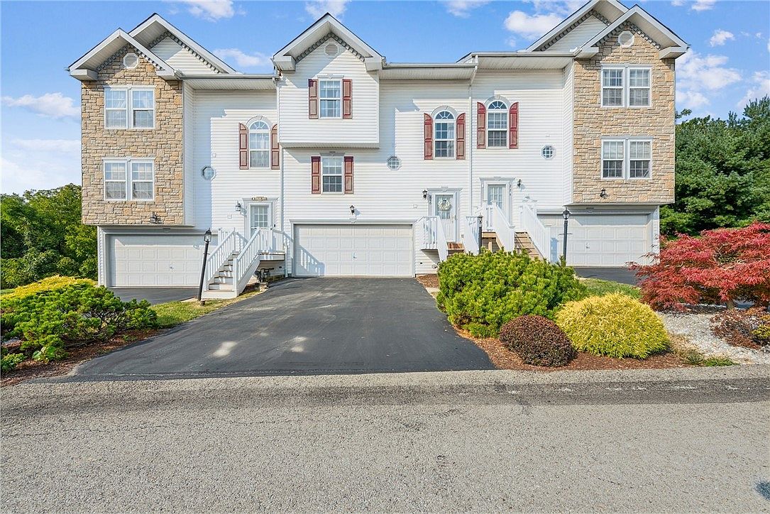 226 Manor View Dr, Manor, PA 15665 | Zillow