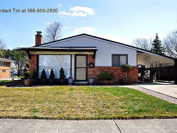 2nd image of 31810 Briar Ln