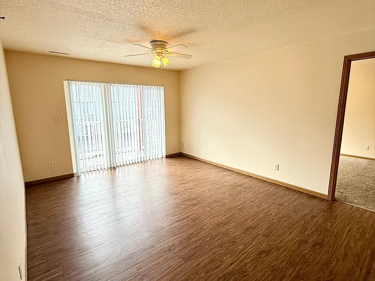 219 Crystal St — Photo 15