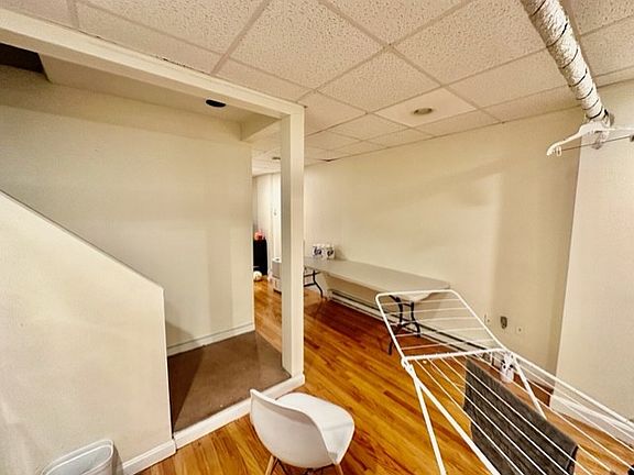 5th image of 214 Hemenway St #2