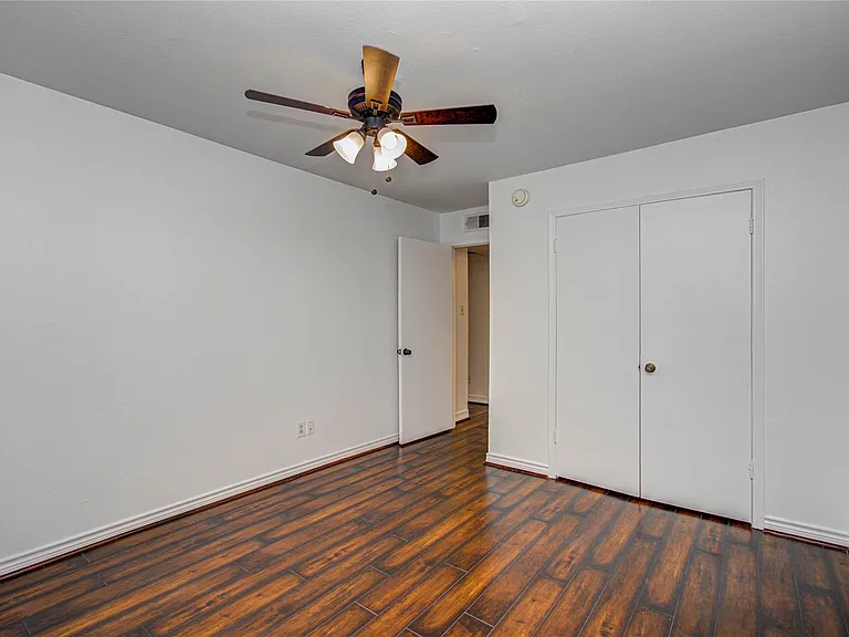 12633 Memorial Dr #152 — Photo 8