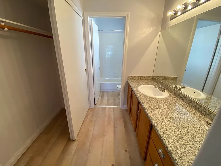 808 Midpride St — Photo 15