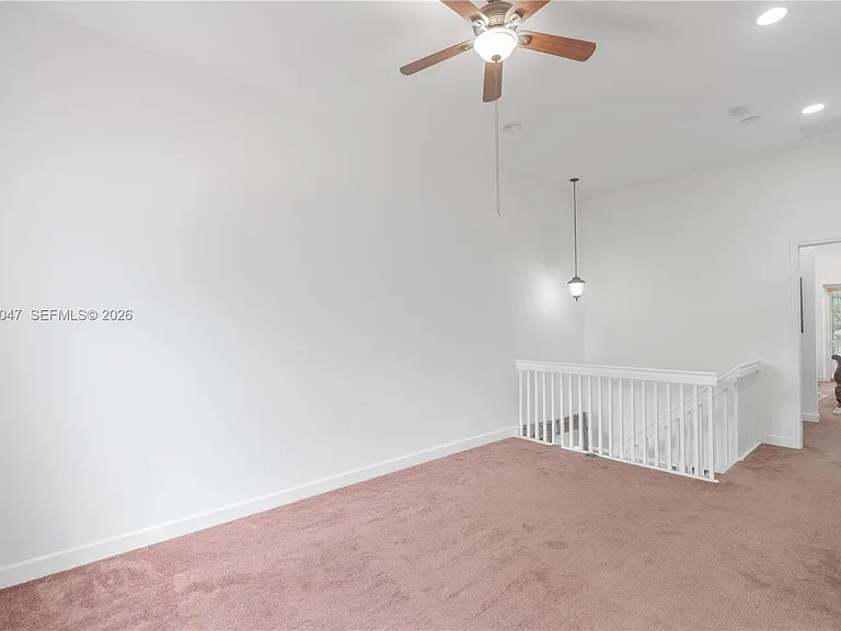 623 SW 146th Ter — Photo 18