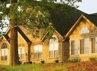 169 Peach Grove Cir, Elgin, SC 29045