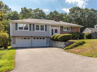 14 Marla Ln, Reading, MA 01867