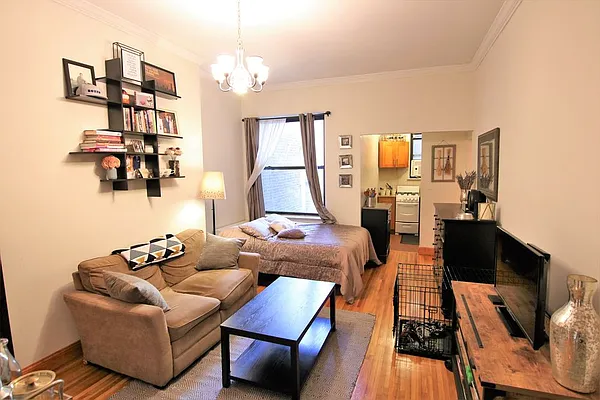 Rented by JK Dansar Corp | media 8