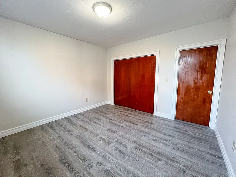 322 Hudson St / Luca Investments LLC — Photo 22