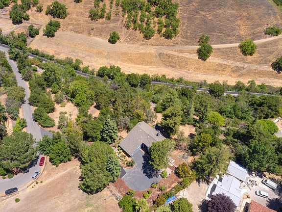 3rd image of 14920 Diduca Way
