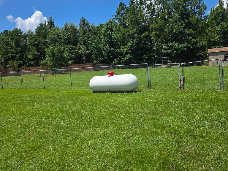200 Sugar Ln — Photo 7