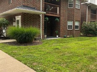 1200 Tollis Pkwy APT 127, Broadview Heights, OH 44147