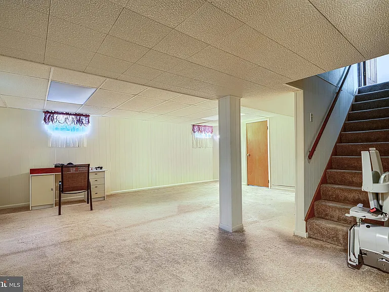 280 Mackintosh Dr — Photo 47