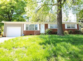 2537 Dalebrook Dr, Charlotte, NC 28216