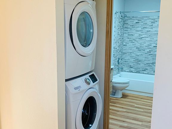 Washer/ dryer